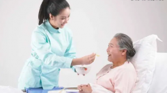护工丨老年护理丨保洁丨陪护老人